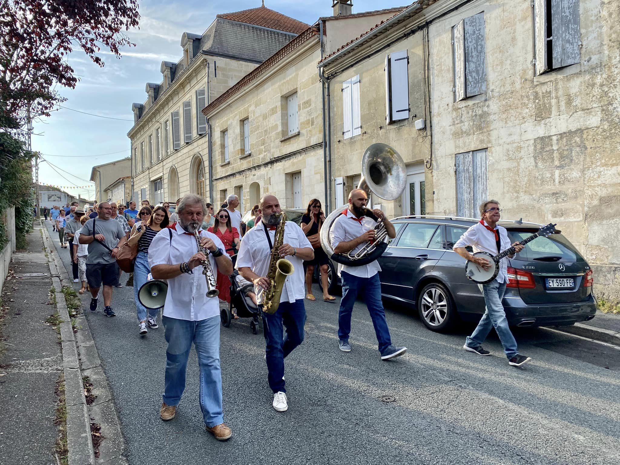 230828_déambu fête