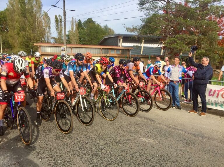 DU MONDE ET DU SOLEIL POUR LE CYCLO-CROSS DE GUIÎTRES